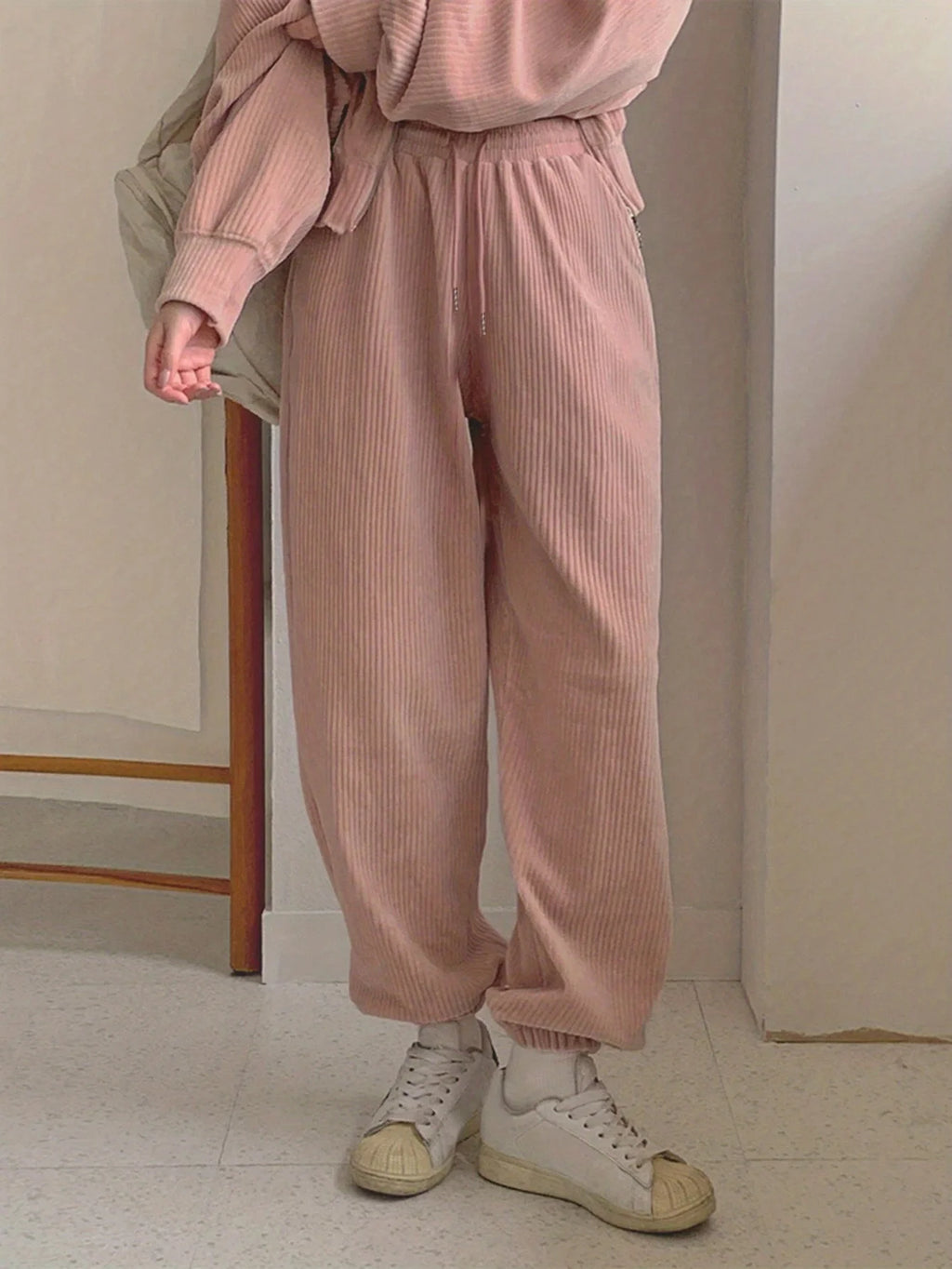 Ladies Casual Sport Two-Piece Set Hoodie And Pants with Drawstring Tightening Design Solid Color