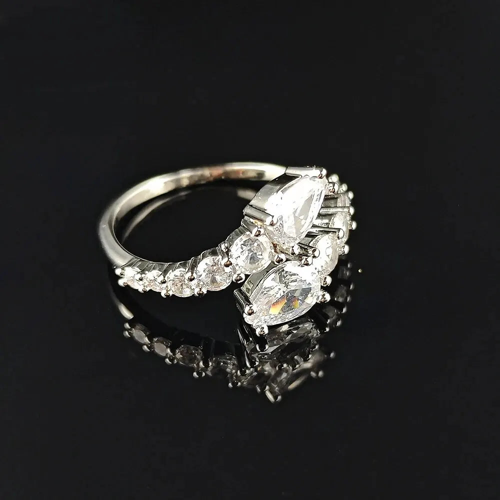 2024 New Arrival Unique Design Silver Color Adjustable Fashion Ring for Women Valentine's Day Gift Jewelry R8405