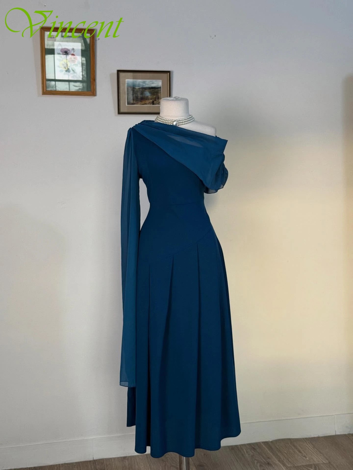 Customized A-Line Scoop Short Sleeves Elegant Formal Evening Dress Delicate Classic Celebrity Gowns Modern Fashion Party Dress