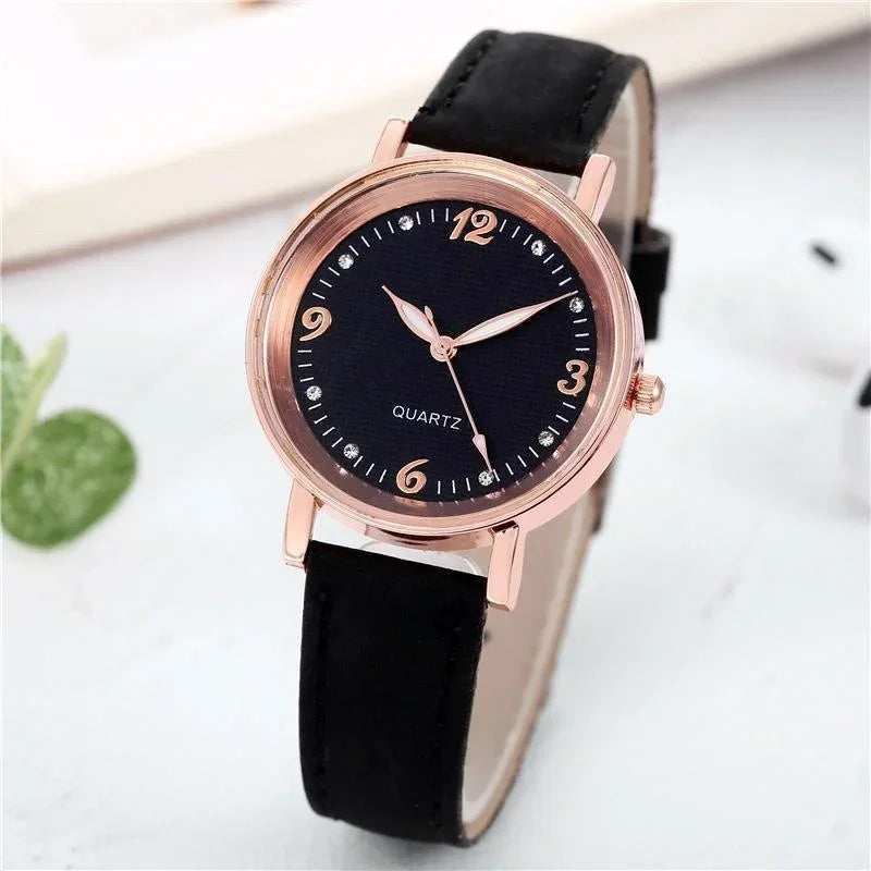 Light Luxury Luminous Quartz Wristwatches for Women Elegant Leather Band Analog Quartz Watches Casual Versatile Watches