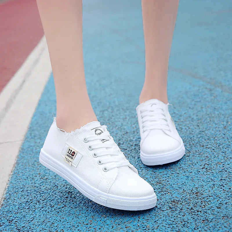 Spring New Style Comfortable Casual Flat White Shoes Canvas Low-top Cross-strap Lightweight Sports Shoes for Women