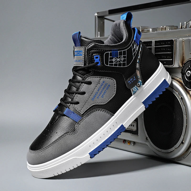 Mens Board Shoes 2025 Winter Comfortable Thick Soled Non Slip Casual Smeakers Student Street Warm Winter Cotton Shoes for Men