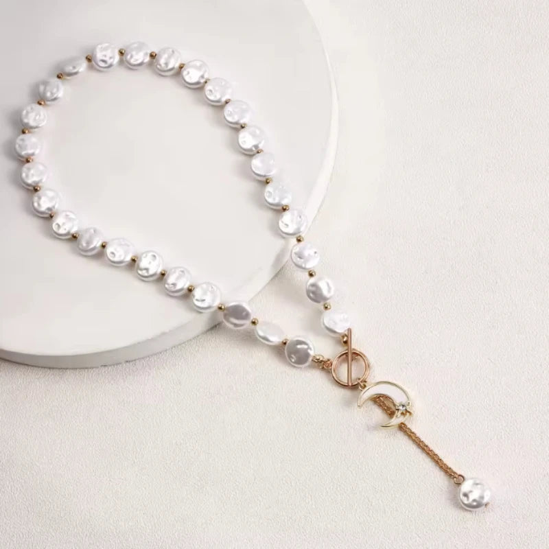 1pc Fashion String Imitation Pearl Moon Disc Pendant Necklace, Suitable for Women's Daily Party Jewelry Gifts