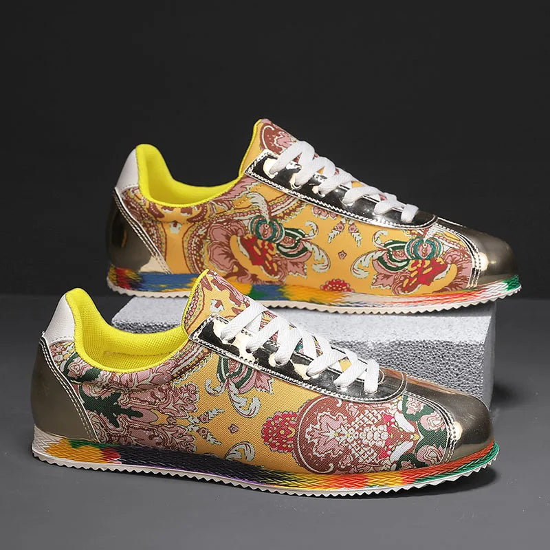 Fashion Graffiti Printed Men Suede Sneakers Red Running Shoes Men's Jogging Shoes Light Gym Trainers Men Flat Embroidery Shoes