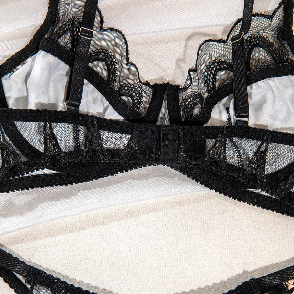 Sexy Ultra Thin Lace Leopard Printed Lingerie Set No Steel Ring Women's Perspective Underwear See Through Exotic Apparel Suit