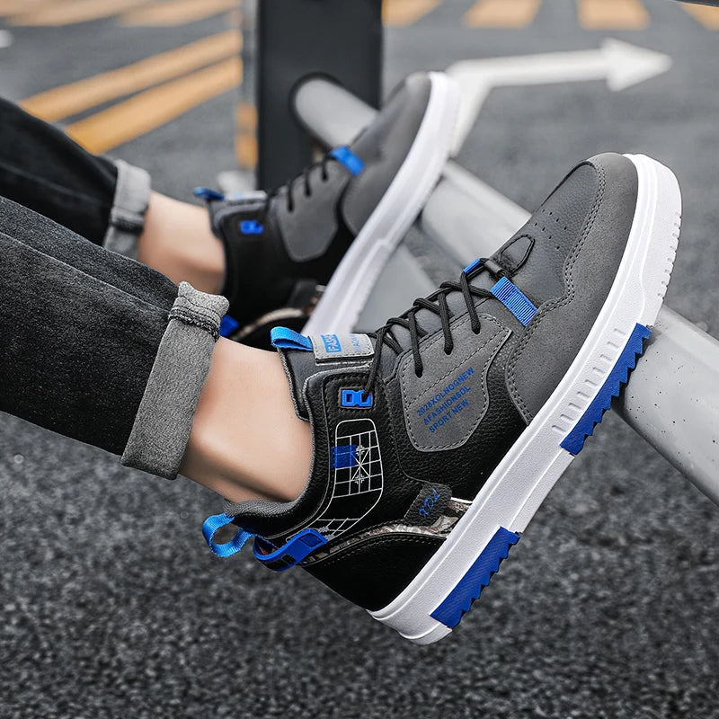 Mens Board Shoes 2025 Winter Comfortable Thick Soled Non Slip Casual Smeakers Student Street Warm Winter Cotton Shoes for Men