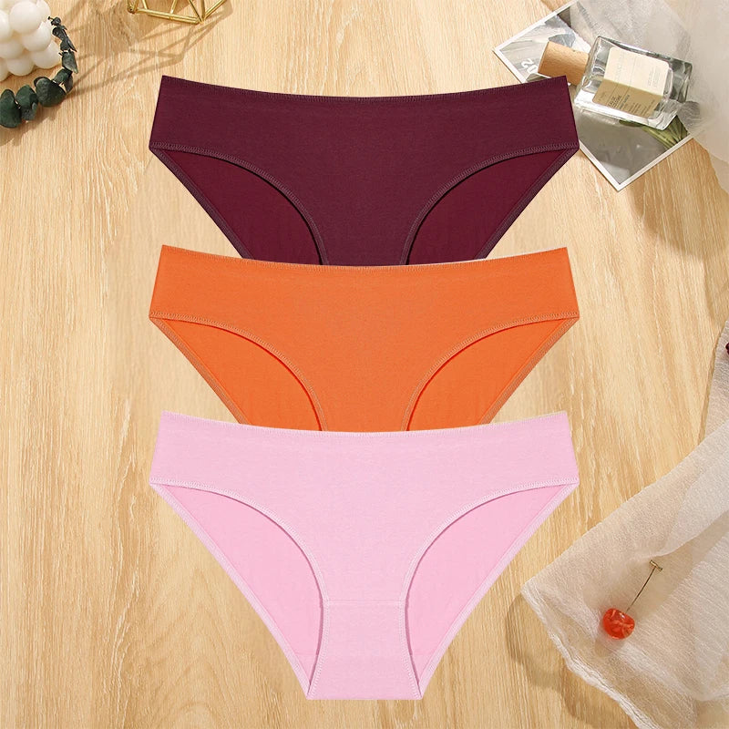 FINETOO 3PCS/Set S-XL Cotton Lingerie Panties Women Underwear Sexy Femme Underwear Women's Underpant Panty 8 Solid Color Briefs