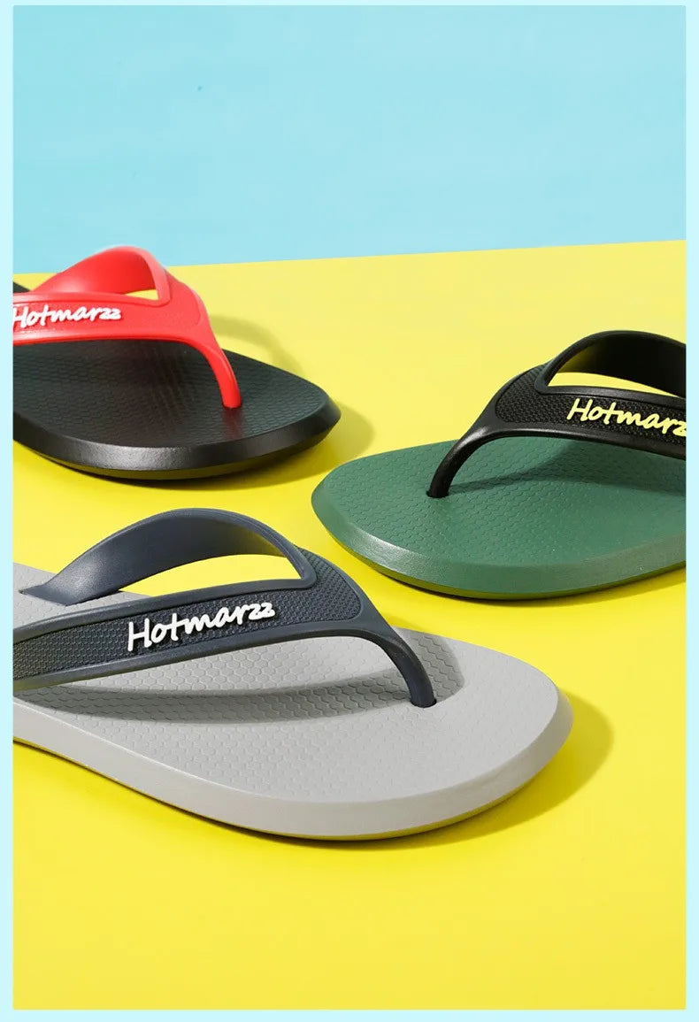 New Men Flip Flops Beach Flat Sandals Designer Summer Shoes Fashion Slides Rubber Clogs Zapatos Hombre