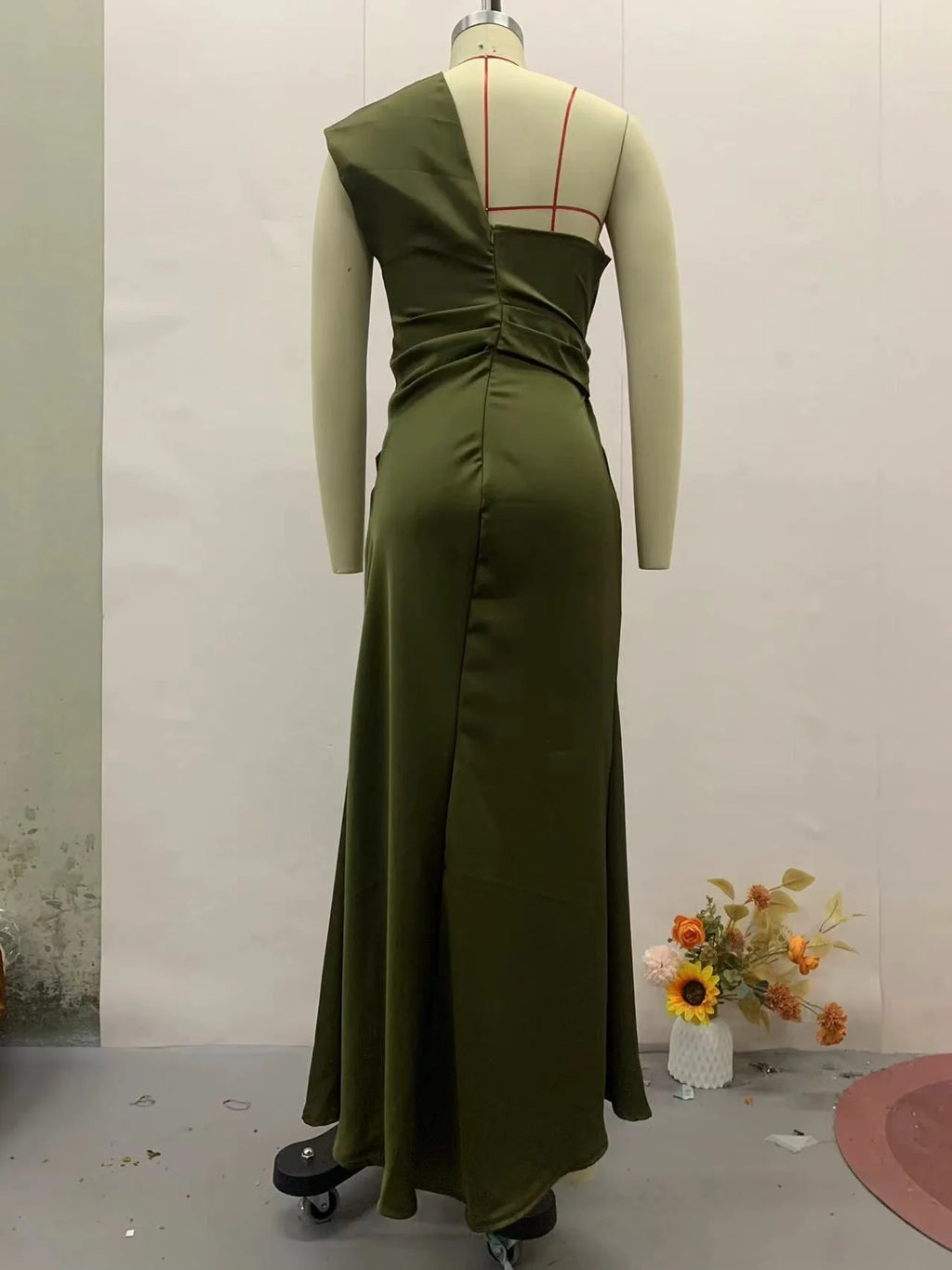 Women's Solid Slanted Collar High Waist Slimming Long Dress Temperament Commuting Female Fashion Elegant A-Line Party Dresses