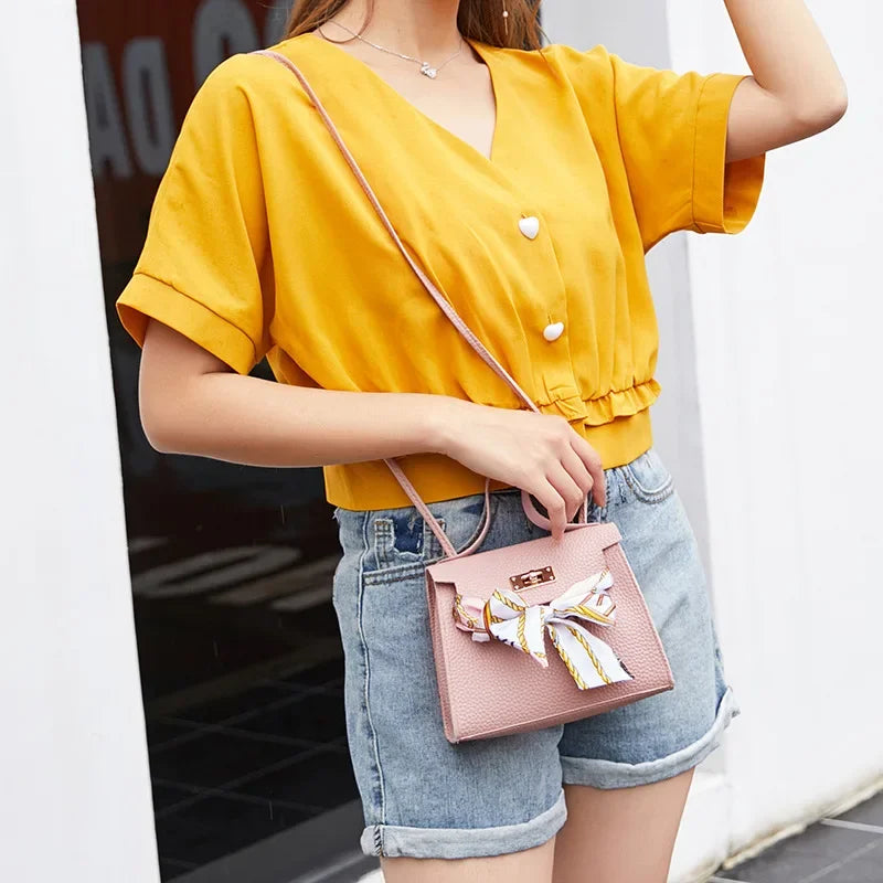 2024 New Women Ribbon PU Leather Bow Decor Mini Flap Hangbag Ladies Fashion Wallet Shoulder Messenger Crossbody Bag Totes Wallet