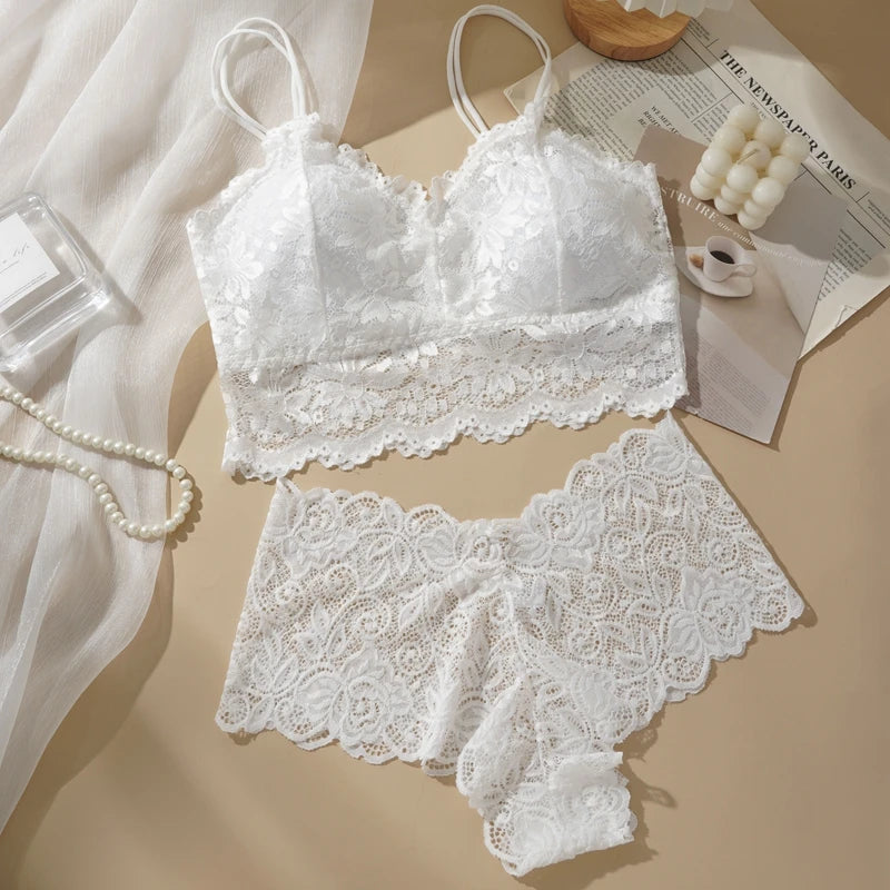 Women's Sexy Lace Bra Suit Solid Set Beautiful Back Hollow Out No Steel Ring Underwear With Lace Flower Breathable Panties