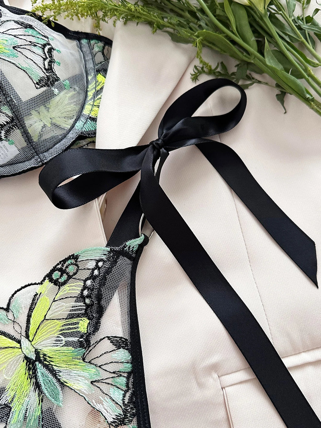 Ellolace Butterfly Lingerie Fancy Lace Delicate Underwear Fairy Embroidery Sheer Exotic Sets Bowknot Bilizna Hot Girl Underwear