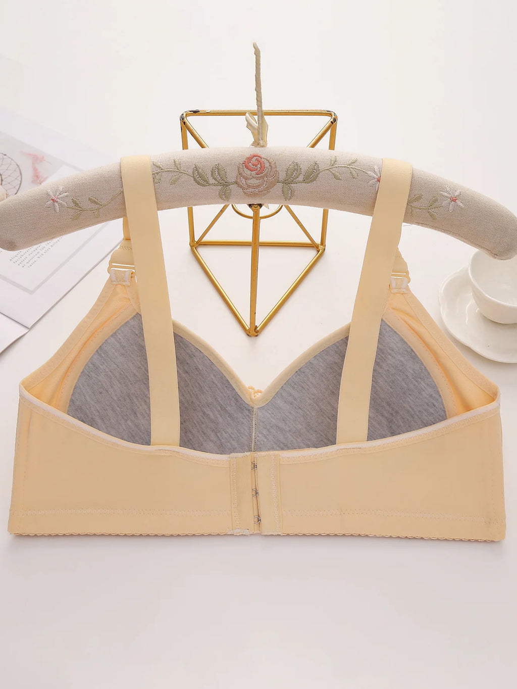 3pcs Women's Bra Lingerie - Appliques Jacquard Lightly Padded Push-Up, Adjustable Straps for Cup A B C D, Sexy Underwear