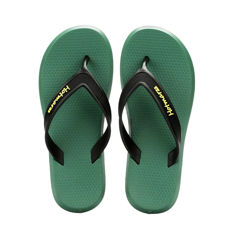 New Men Flip Flops Beach Flat Sandals Designer Summer Shoes Fashion Slides Rubber Clogs Zapatos Hombre