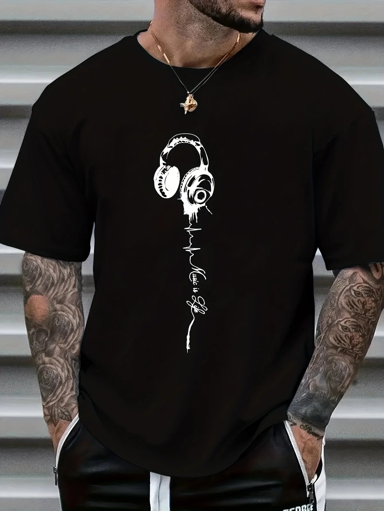 Men's summer earphones with letter print, breathable and comfortable round neck T-shirt, outdoor sports and leisure top