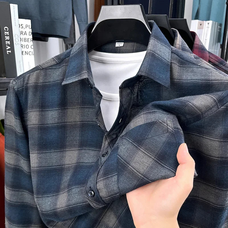 2025 Autumn New Men's Printed Striped Long Sleeved Shirt Casual Fashion Versatile Men's Top