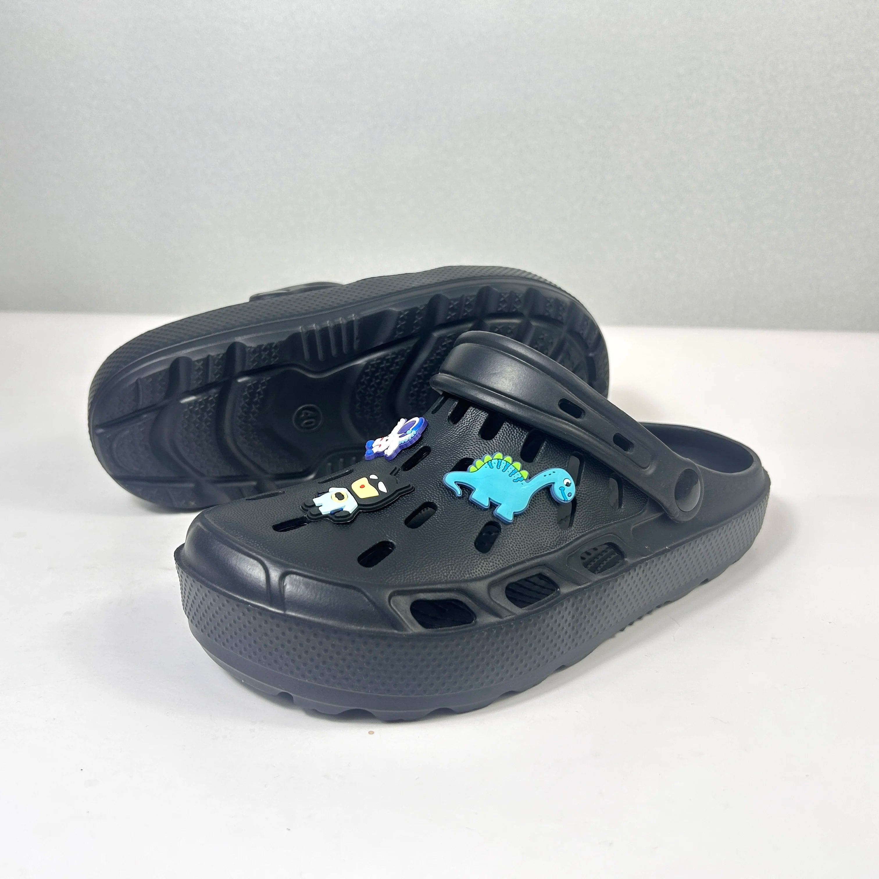 Men's Casual Closed Toe Slide On The Platform EVA Clogs Outdoor Non-slip Hollowed-out Multi-Functional Beach Shoes Boys Sandals