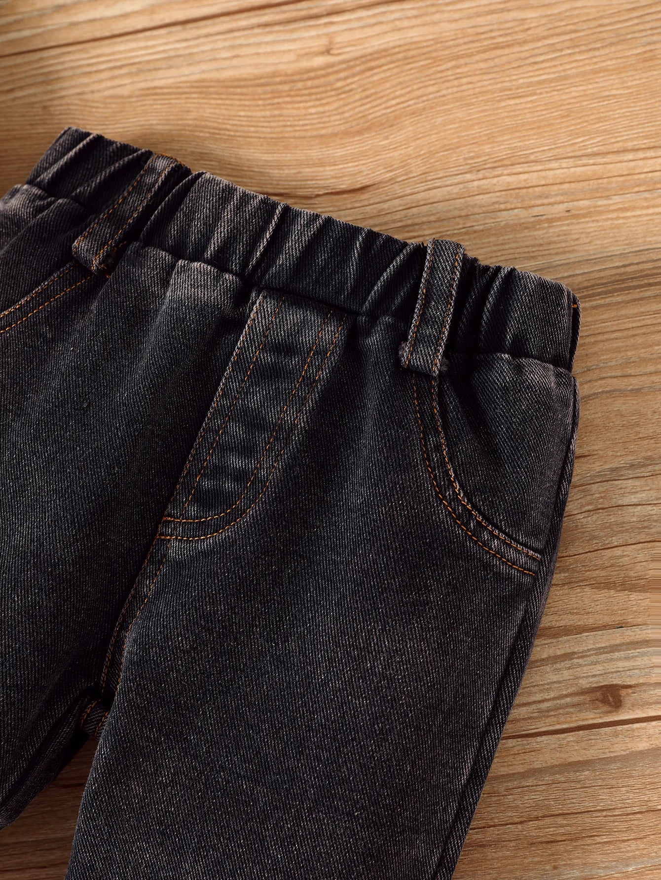 Boys' Trendy Checkered Sweatshirt + Vintage Washed Jeans Two-Piece Set