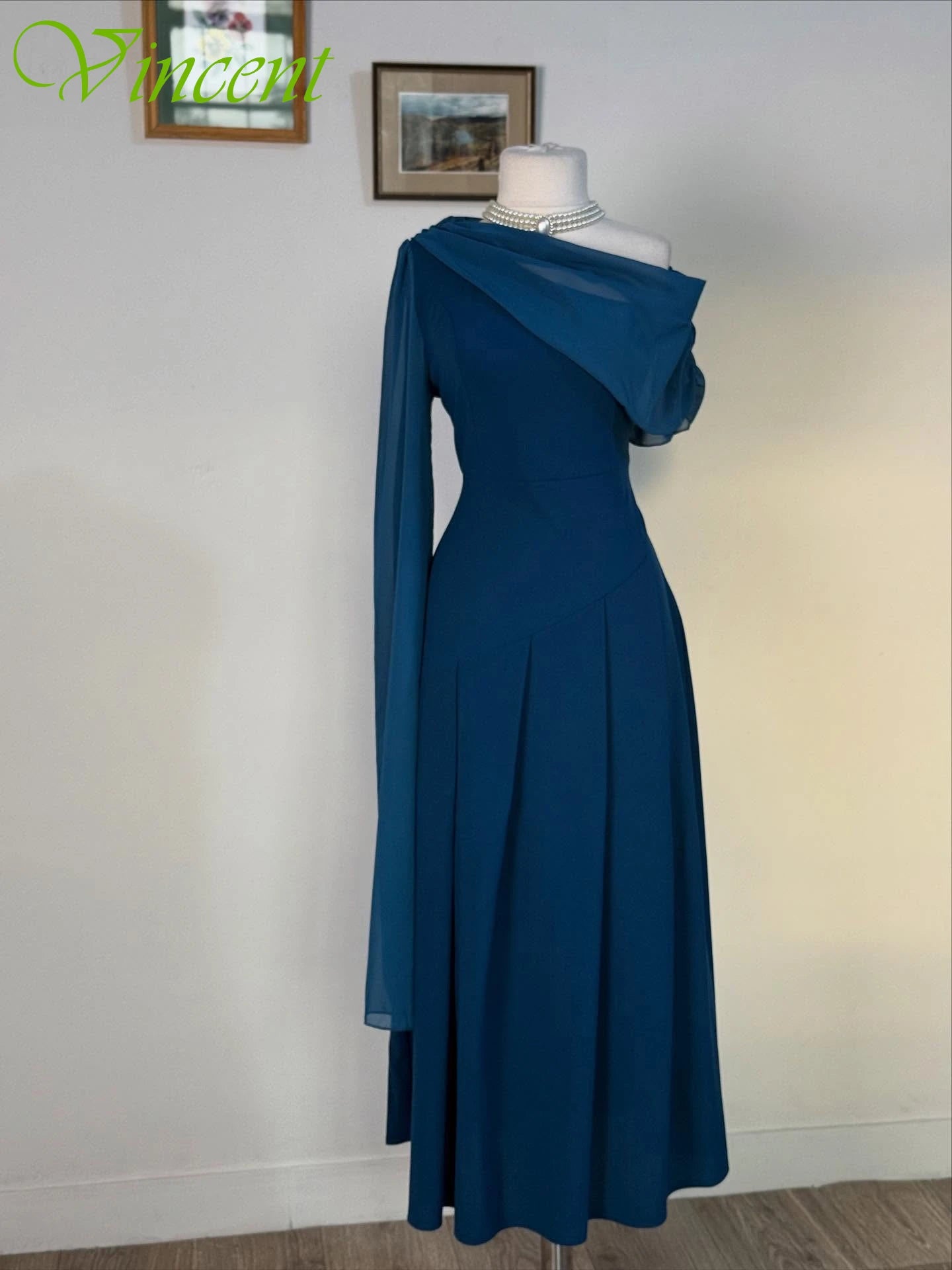 Customized A-Line Scoop Short Sleeves Elegant Formal Evening Dress Delicate Classic Celebrity Gowns Modern Fashion Party Dress