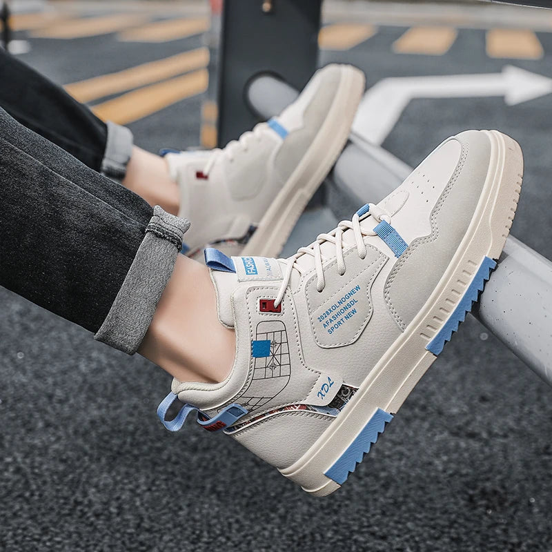 Mens Board Shoes 2025 Winter Comfortable Thick Soled Non Slip Casual Smeakers Student Street Warm Winter Cotton Shoes for Men