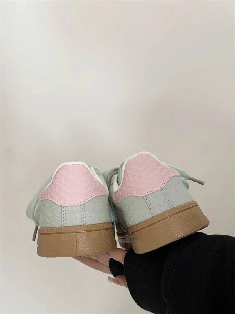 Women's Sneakers Fashion Lace Up Vulcanized Shoes Luxury Tennis Training Shoes for Women Casual Sports Running Shoe Ladies Shoes