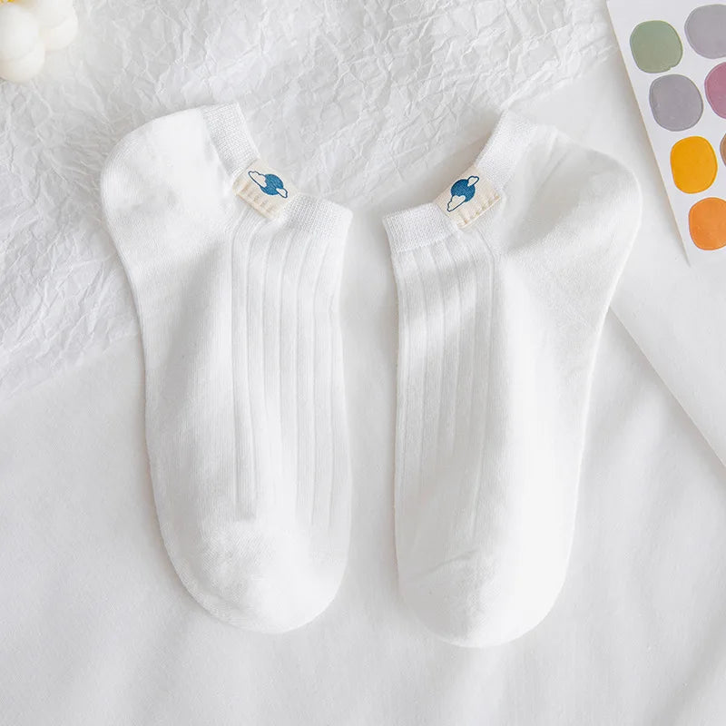 Solid Color White Short Socks Women Casual Cotton Breathable Low Cut Ankle Socks College Style School Students Kawaii Cute Socks