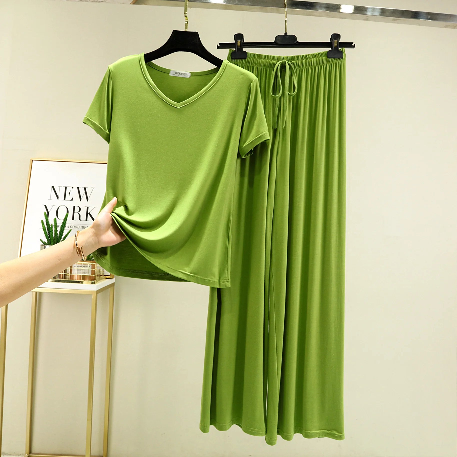 Modal Homewear 2pcs Pajamas set Short sleeve Tops and Trousers Solid color Casual Loose Sleepwear suit Plus size Nightwear