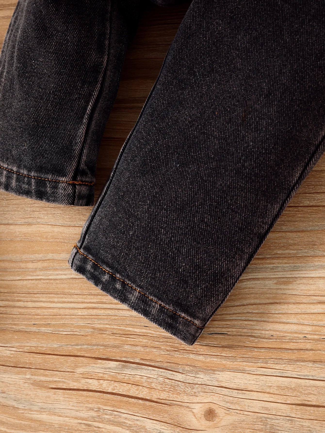 Boys' Trendy Checkered Sweatshirt + Vintage Washed Jeans Two-Piece Set