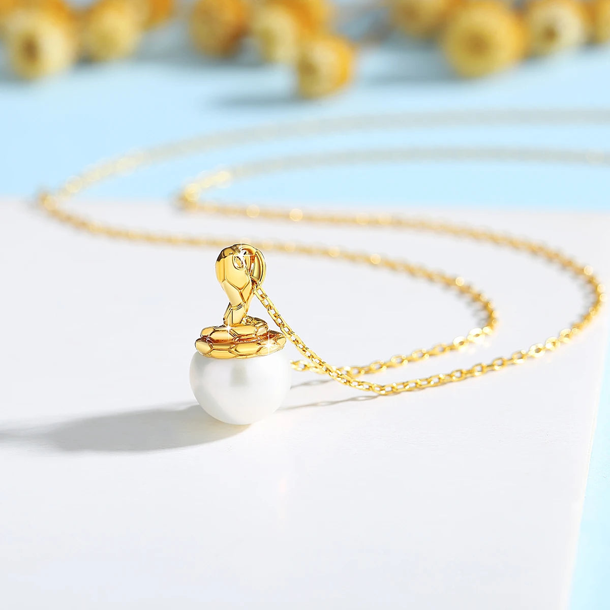 100% Pure 18K Gold Pendant Natural Freshwater Pearl Necklace Au750 Round Jewelry Suitable for Women Wedding Parties Popular Gift