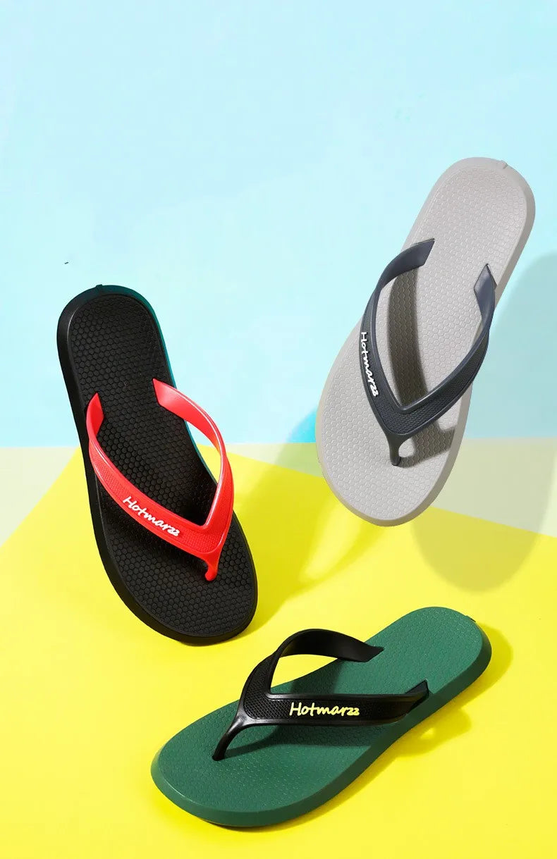 New Men Flip Flops Beach Flat Sandals Designer Summer Shoes Fashion Slides Rubber Clogs Zapatos Hombre