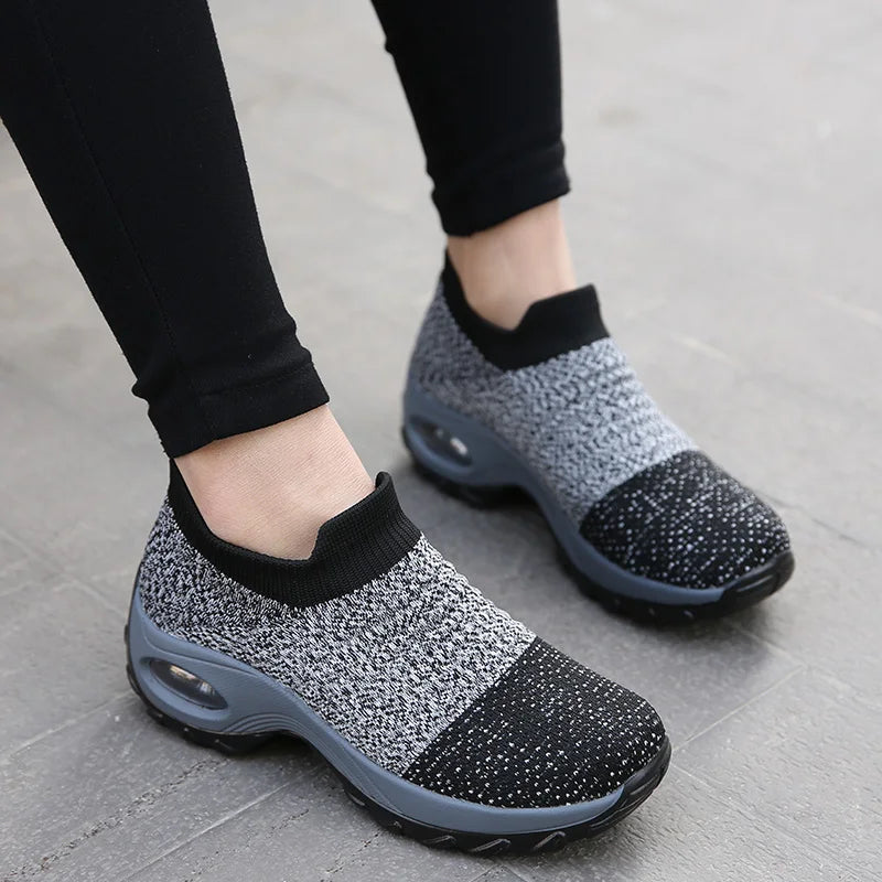 Fashion Women's Casual Sneakers Summer Comfort Mesh Running Shoes Breathable Cushion Black Sneakers for Women 2026 Student Shoes