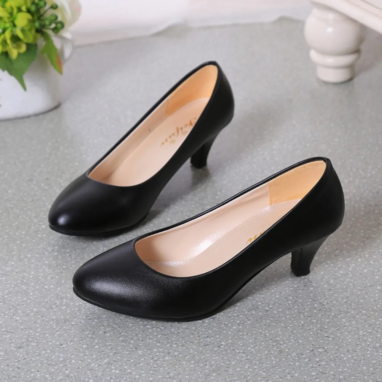 Women Pumps Nude Shallow Mouth Women Shoes New Fashion Office Work Wedding Party Shoes Ladies Low Heel Shoes Summer Heels Woeman