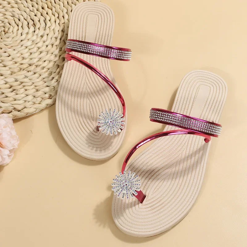 Women Summer Flat Rhinestone Flower Beach Slippers Comfy Clip Toe Lady Flat Beach Sandals Casual Female Flip Flops Zapatos Mujer