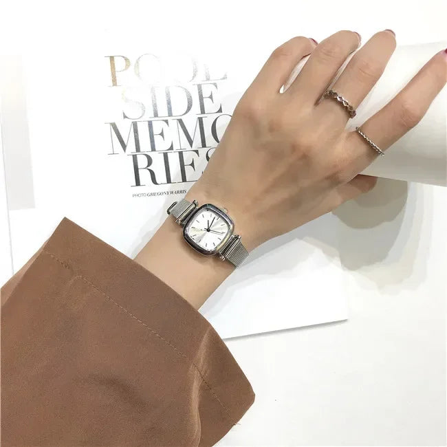New Square Watch Women Retro Fashion Ladies Quartz Wrist Watch Student Simplified Netbelt Watch Relojes Para Mujer Clock Gift