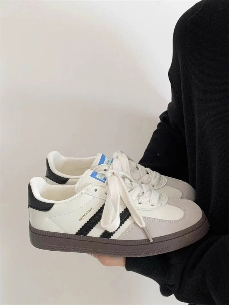 Women's Sneakers Fashion Lace Up Vulcanized Shoes Luxury Tennis Training Shoes for Women Casual Sports Running Shoe Ladies Shoes