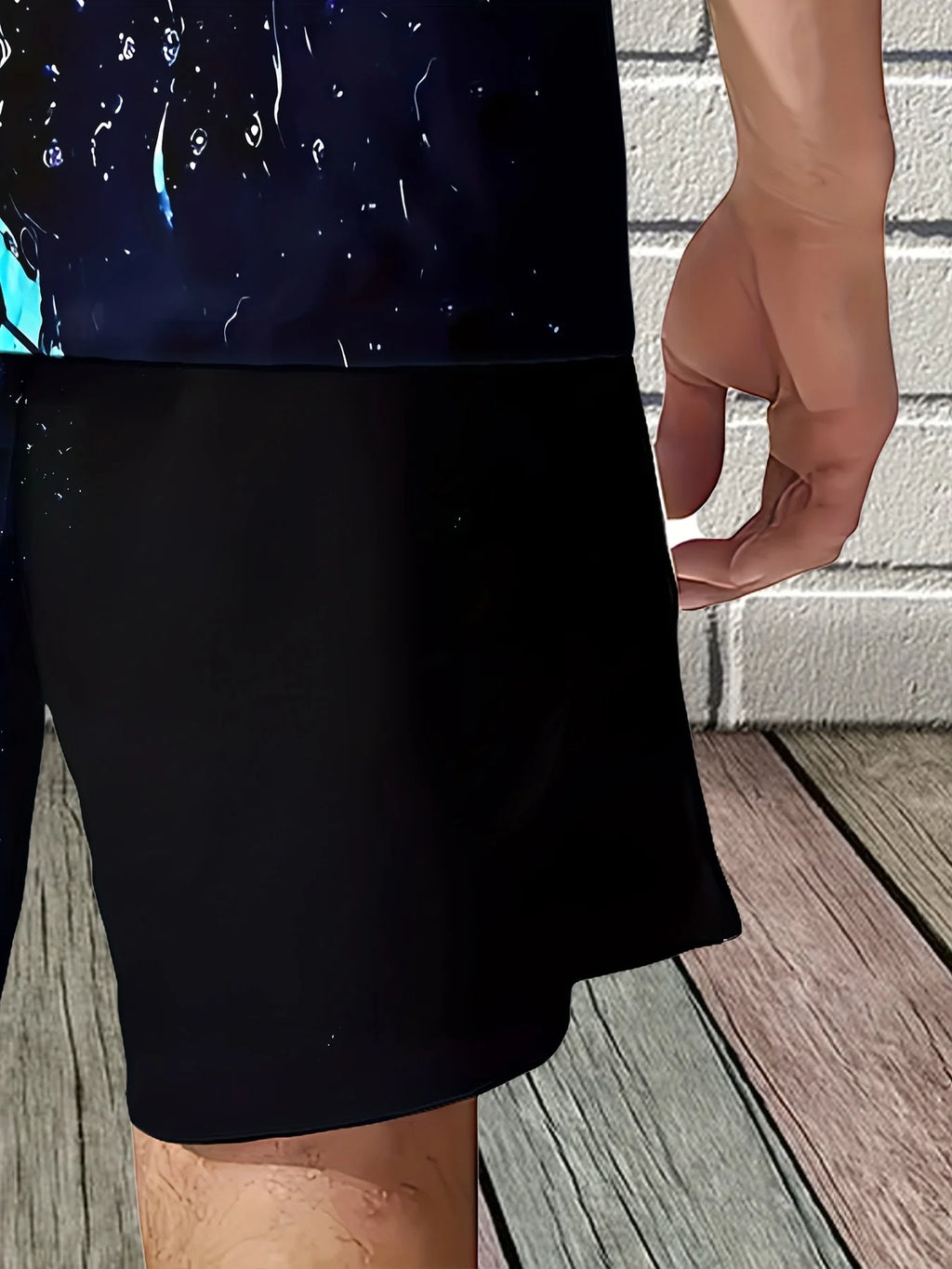 The 2025 summer new men's suit with smiling face print is comfortable, soft, breathable, lightweight, quick-drying and sweat-abs