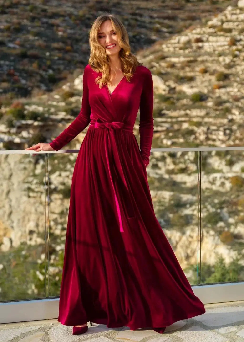 Elegant Women's German Velvet Long Sleeve Dress Autumn Winter New Slim Fit Fashion Waist Tie Female Bridesmaid Long Pocket Dress