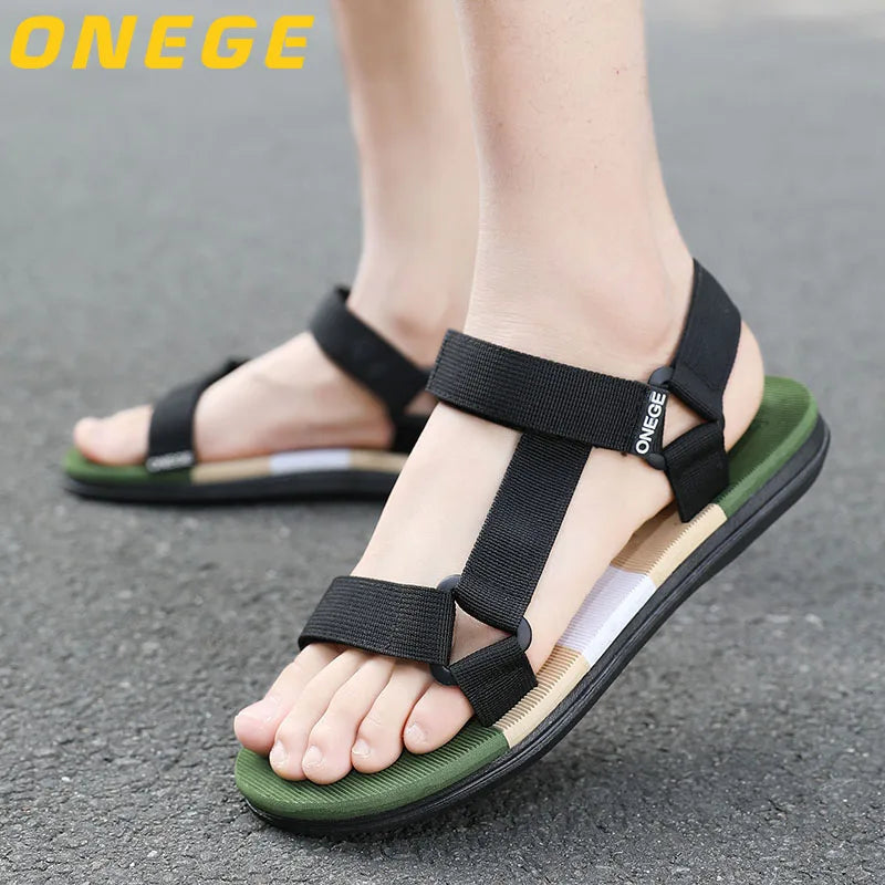 A Pair of Simple and Lightweight Beach Shoes, New Driver's Youth Sports Sandals, Men's Wear-Resistant, Non-Slip, Outdoor Soft-Soled, Anti-Odor Casual Shoes