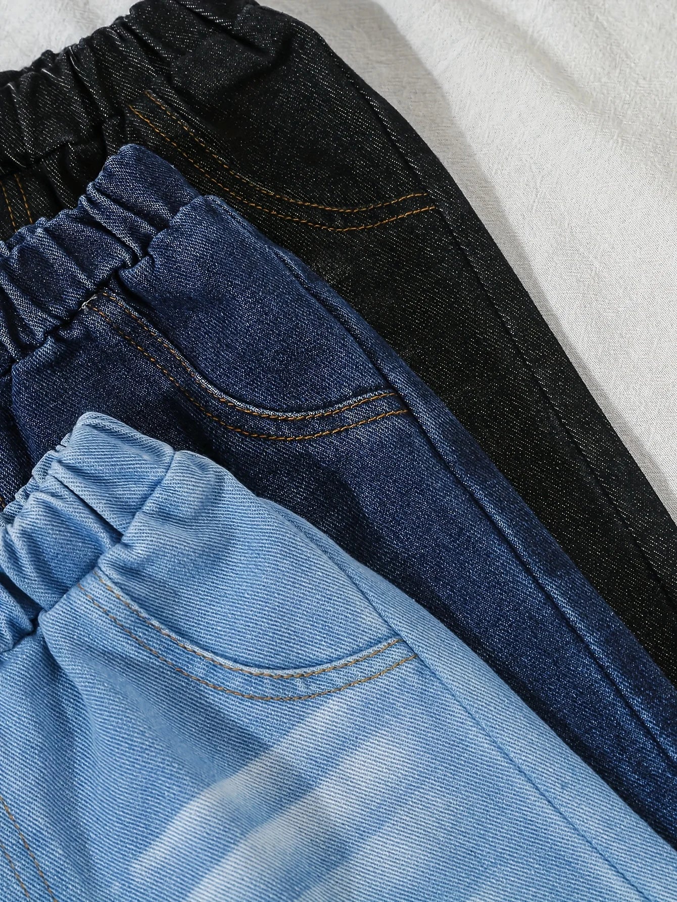 A 3-Piece Set Of Outdoor Casual Denim Pants For Boys, Fashionable Street Retro Washed Denim Ripped Pants