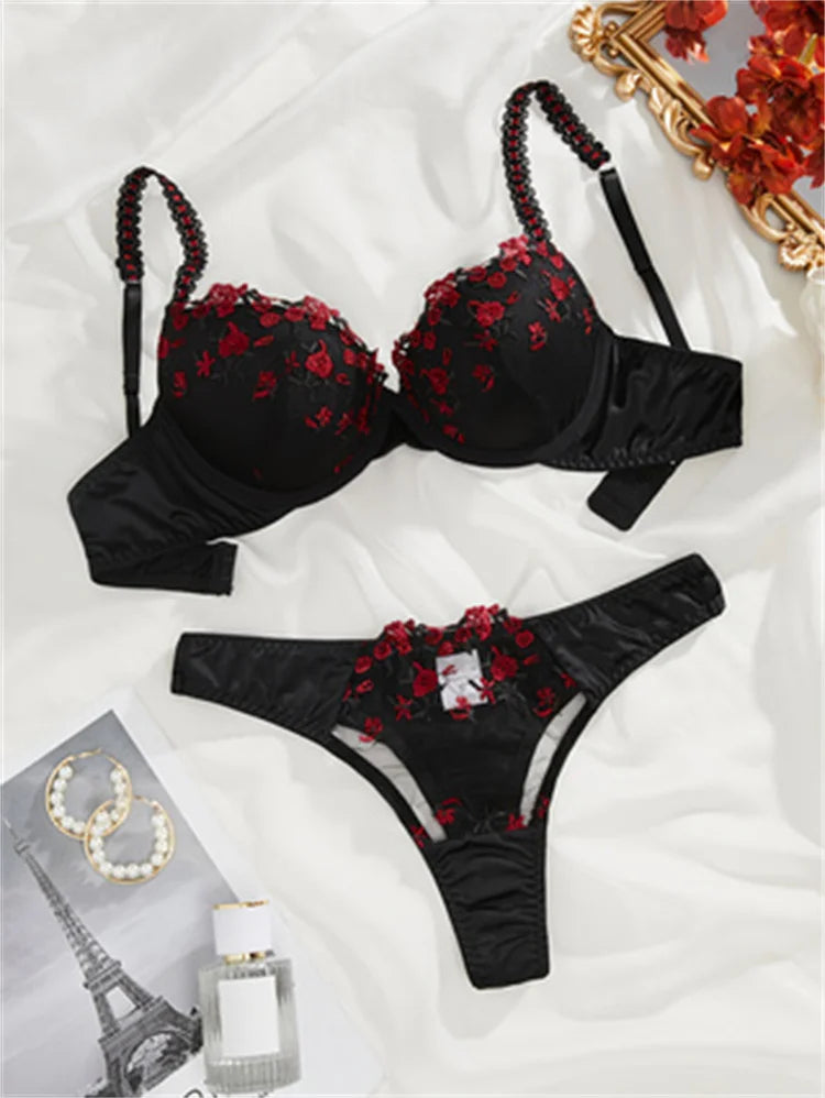 Sexy Women Lingerie Steel Ring Bra and Panty Set Red Floral Embroidery Lace Lingerie Intimate Seamless Underwear Three-point Set