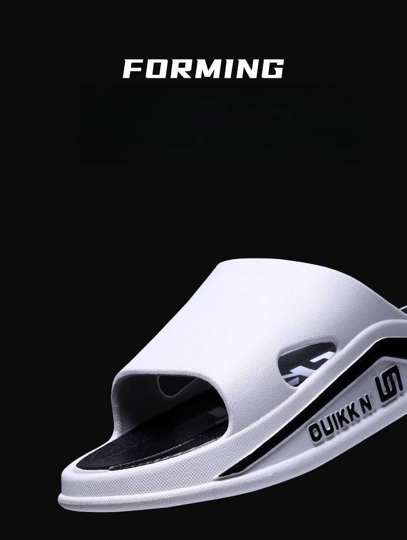 Fashion Men Slippers PVC Soft Sole Non-slip Men Flip Flops Outdoor Thick Bottom Beach Sandals Home Bathroom Couples Slippers New