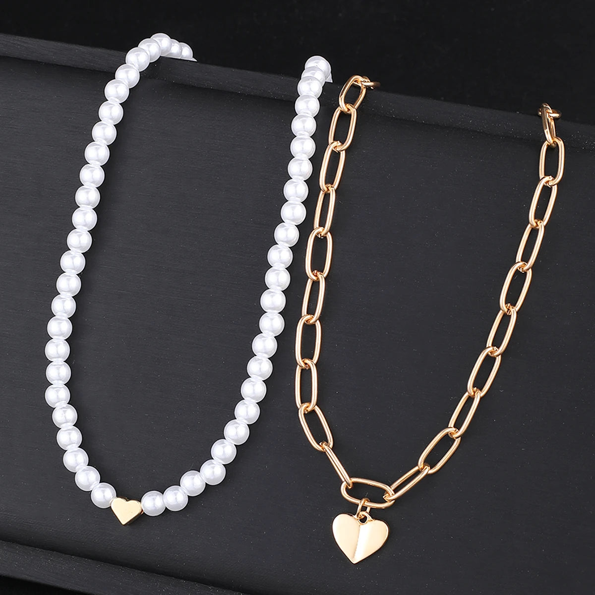 2 Pcs/Set Punk Gold Color Heart Pendant Necklace for Women Fashion Pearl Beaded Chain Choker Necklace Y2K Jewelry Gifts 2026 New