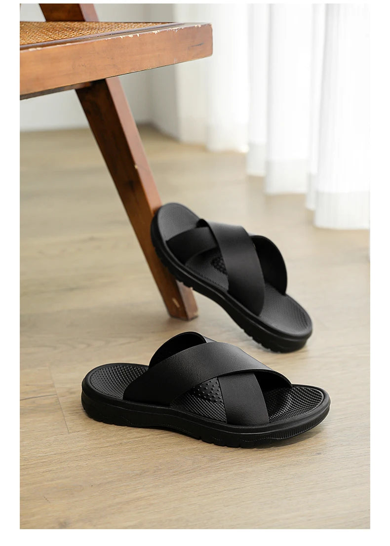 Men's Slippers 2025 Summer Large Size Outdoor Beach Casual Sandals Trend Men Shoes Flat Non-slip Comfortable Shoes Zapatillas