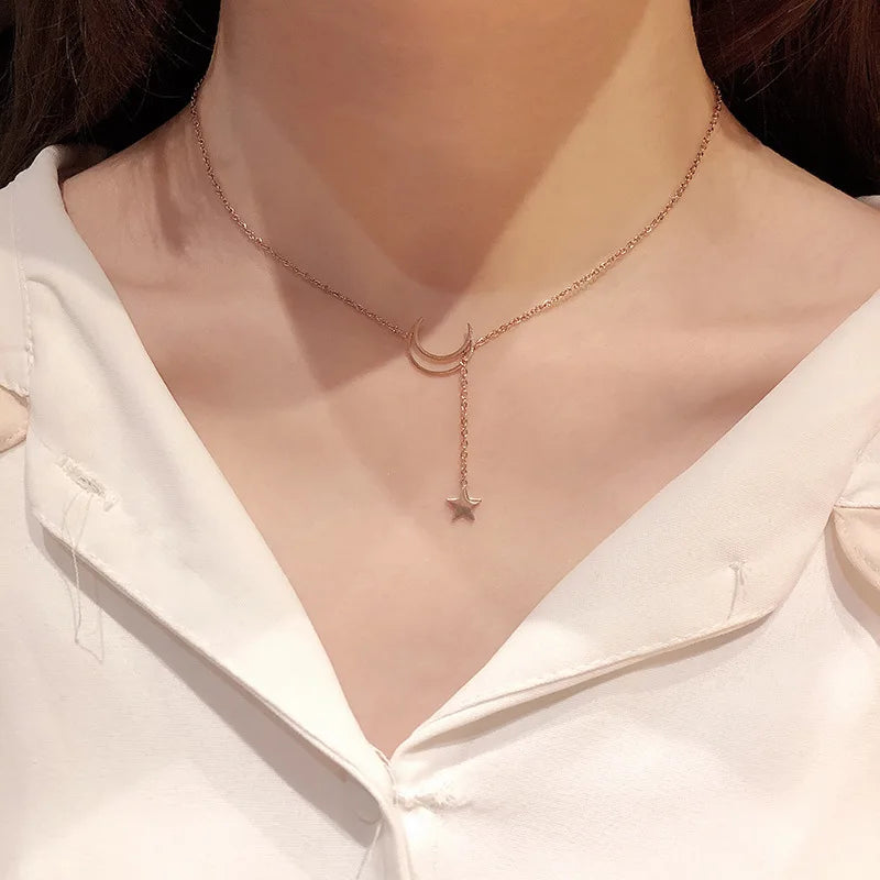 Trendy Moon Star Pendant Choker Necklace Simple Gold Color Alloy Charm Chain Collares Necklace For Women Party Jewelry Gift