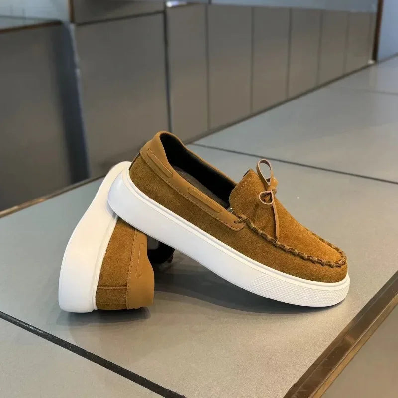 Trend Men's Shoes Retro Loafers Slip on Flats 2025 New Trend Spring Autumn Platform Suede Shoes Soft Sole Driving Shoes for Men