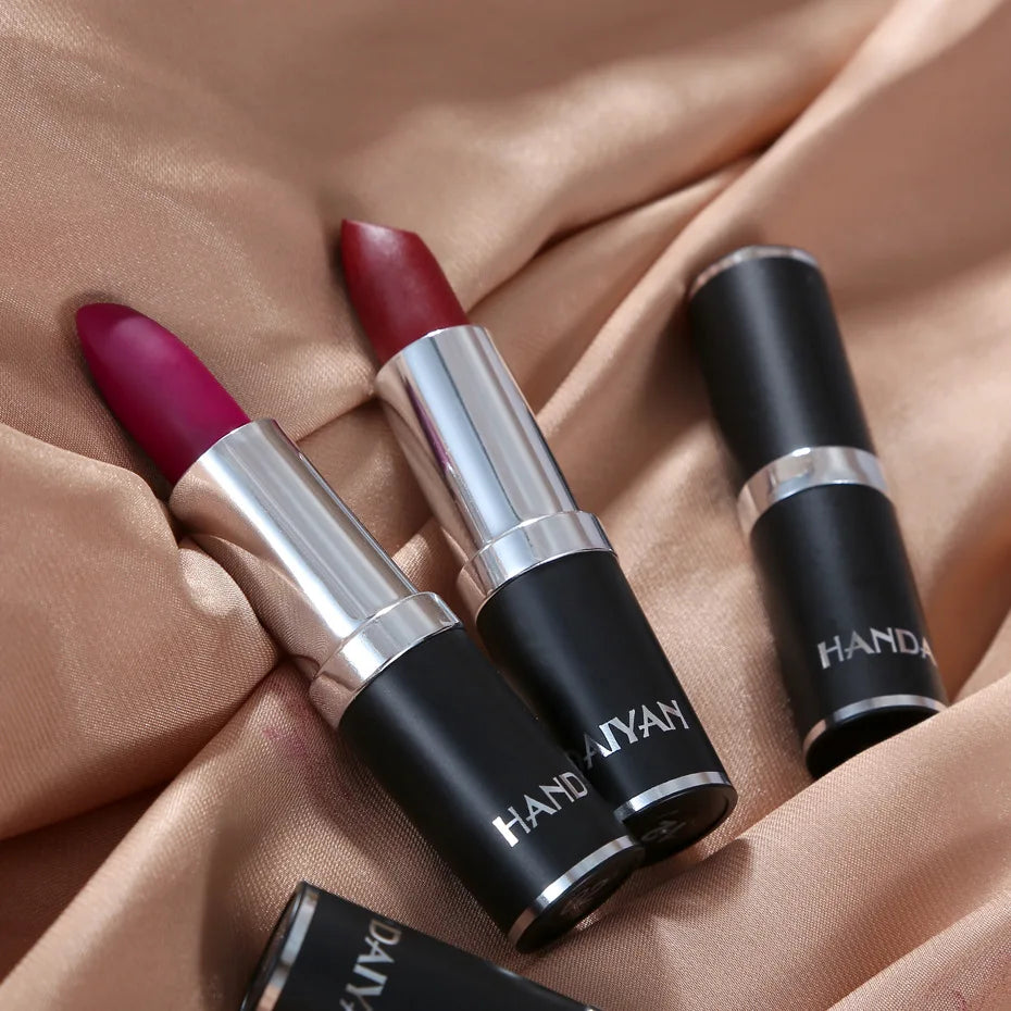 HANDAIYAN 12 Color Matte Lipstick Waterproof Moisturize Velvet Sexy Lip Gloss Popular Color Hot Selling Fashion Beauty Lipstick