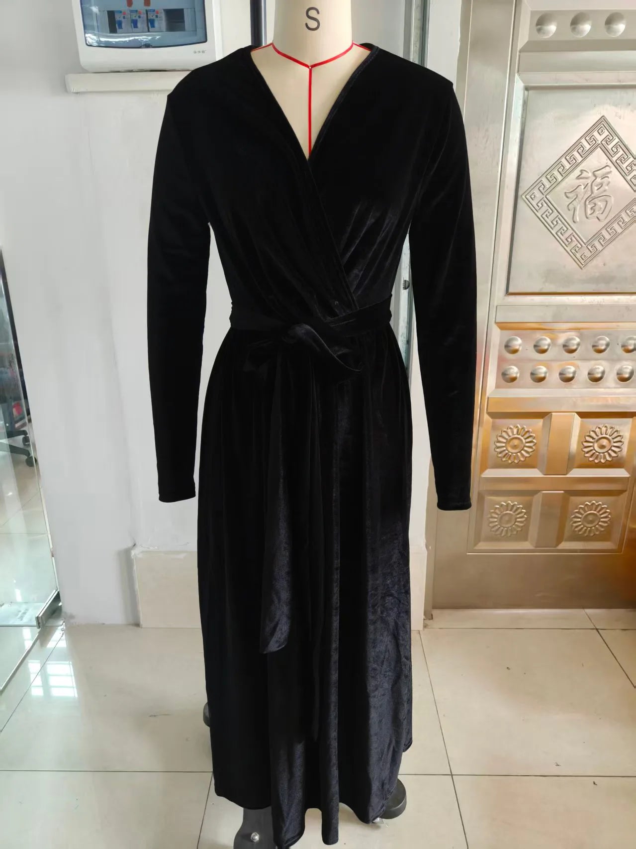 Elegant Women's German Velvet Long Sleeve Dress Autumn Winter New Slim Fit Fashion Waist Tie Female Bridesmaid Long Pocket Dress