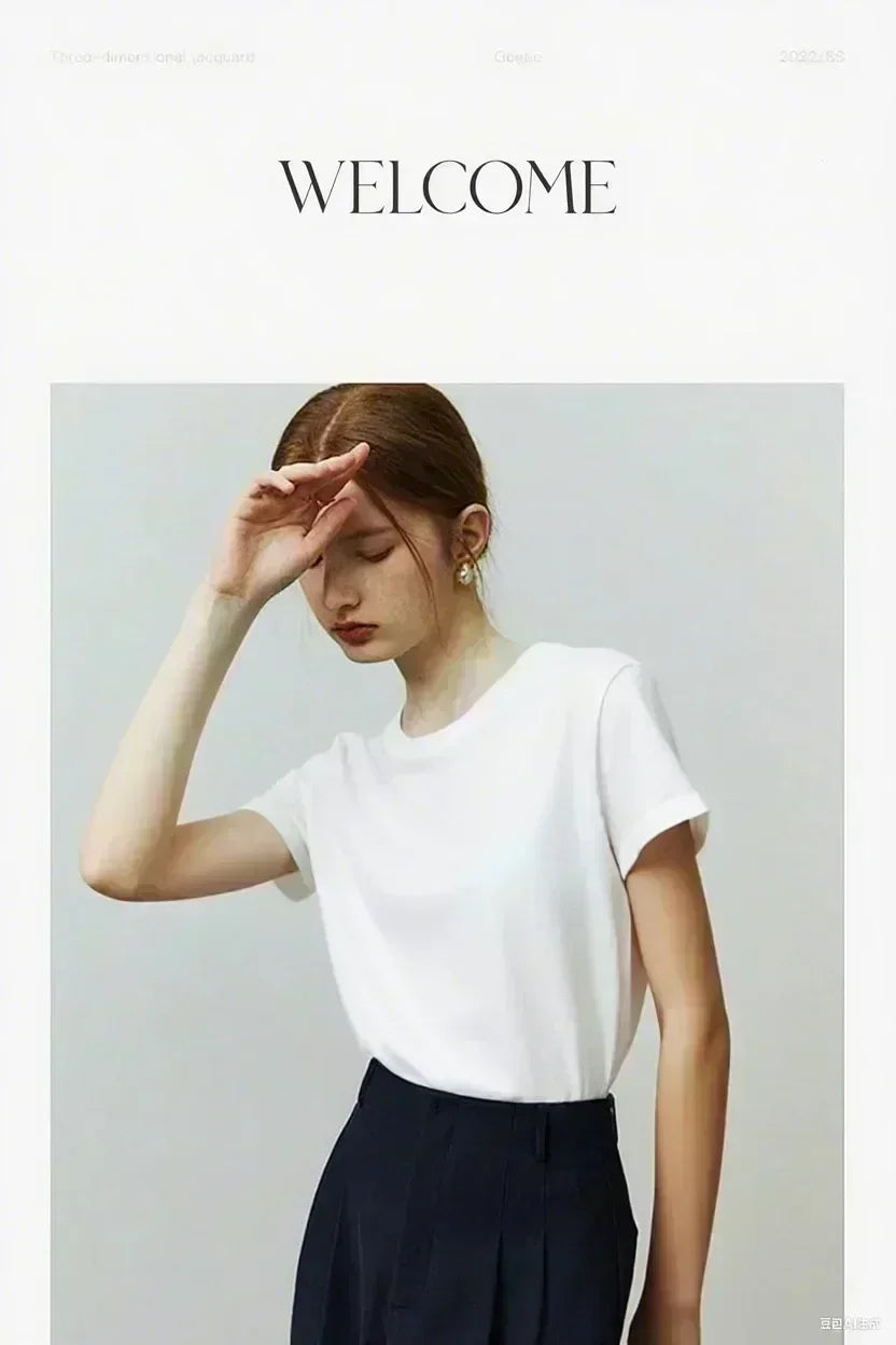 Men's trendy short-sleeved T-shirt with eye-catching letter prints and a slim fit highlights the figure. Casual yet fashionable