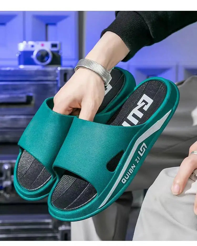 Fashion Men Slippers PVC Soft Sole Non-slip Men Flip Flops Outdoor Thick Bottom Beach Sandals Home Bathroom Couples Slippers New