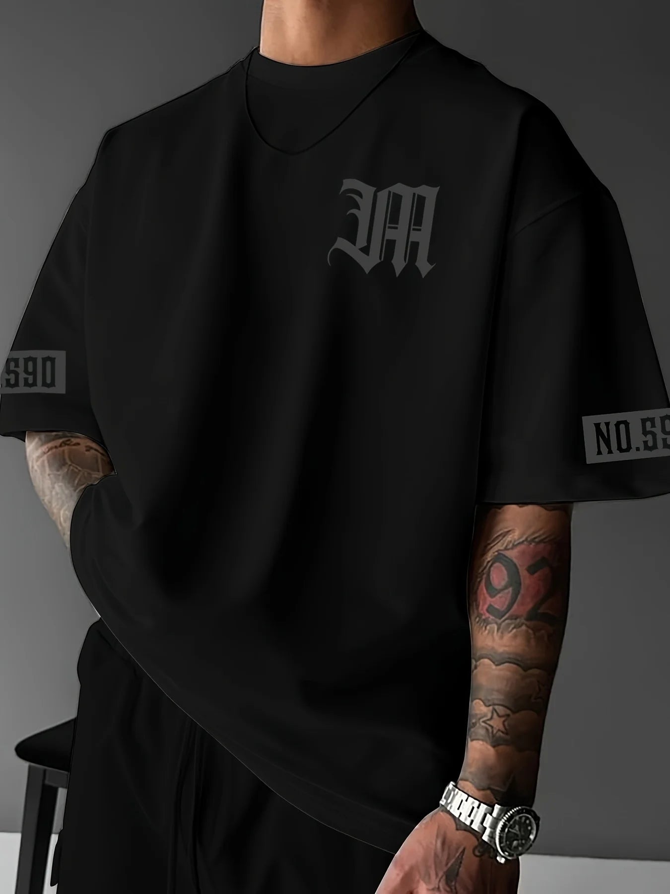 The new men's T-shirt for summer 2025 is breathable lightweight casual and simple with letter prints